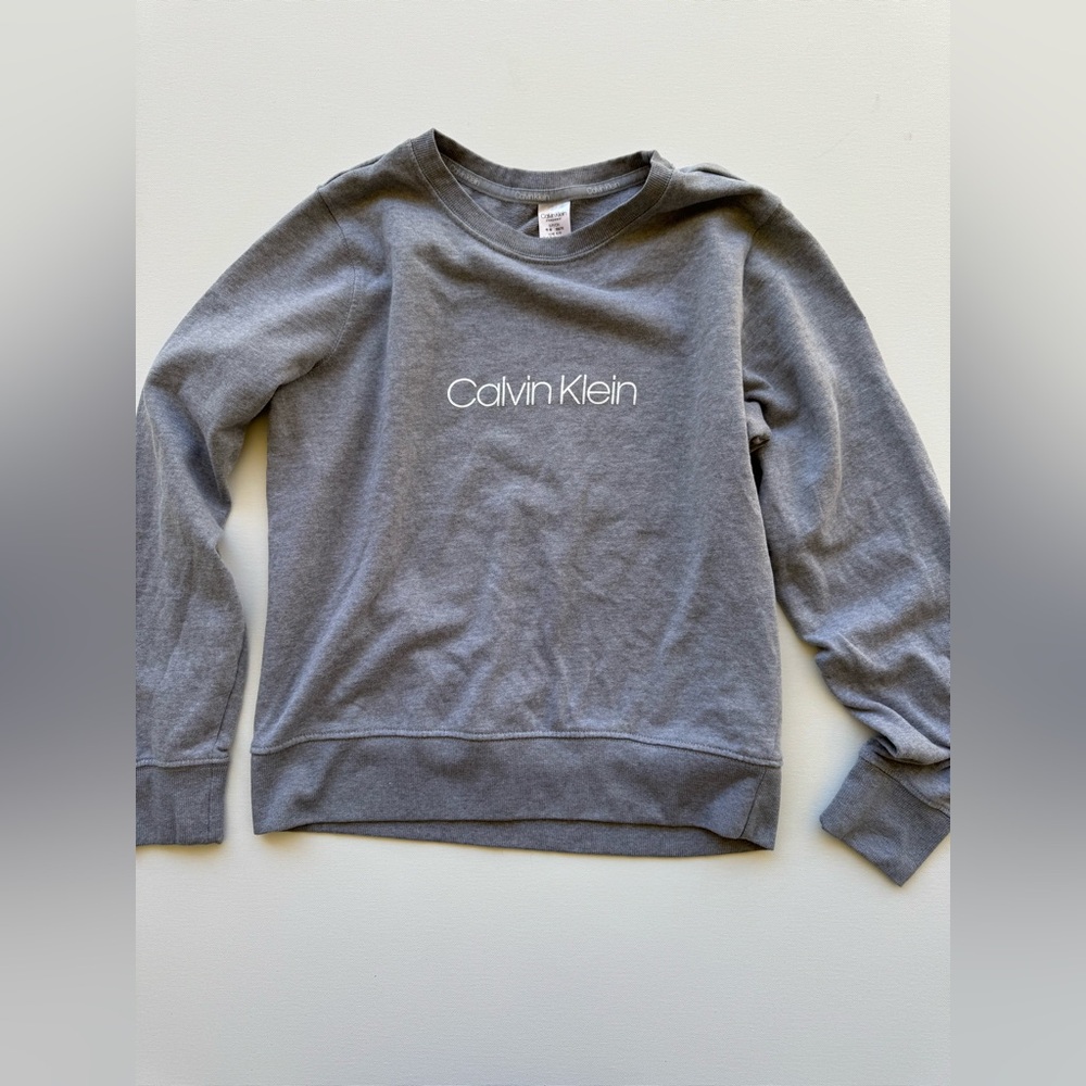 ✨Calvin Klein Gray Women's Sweater✨